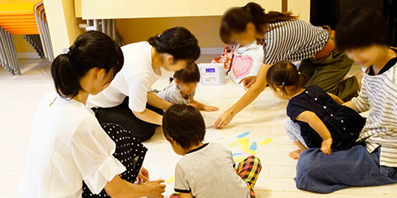 こども、子育てサポート すくすくプログラム 親子ふれあいリトミック